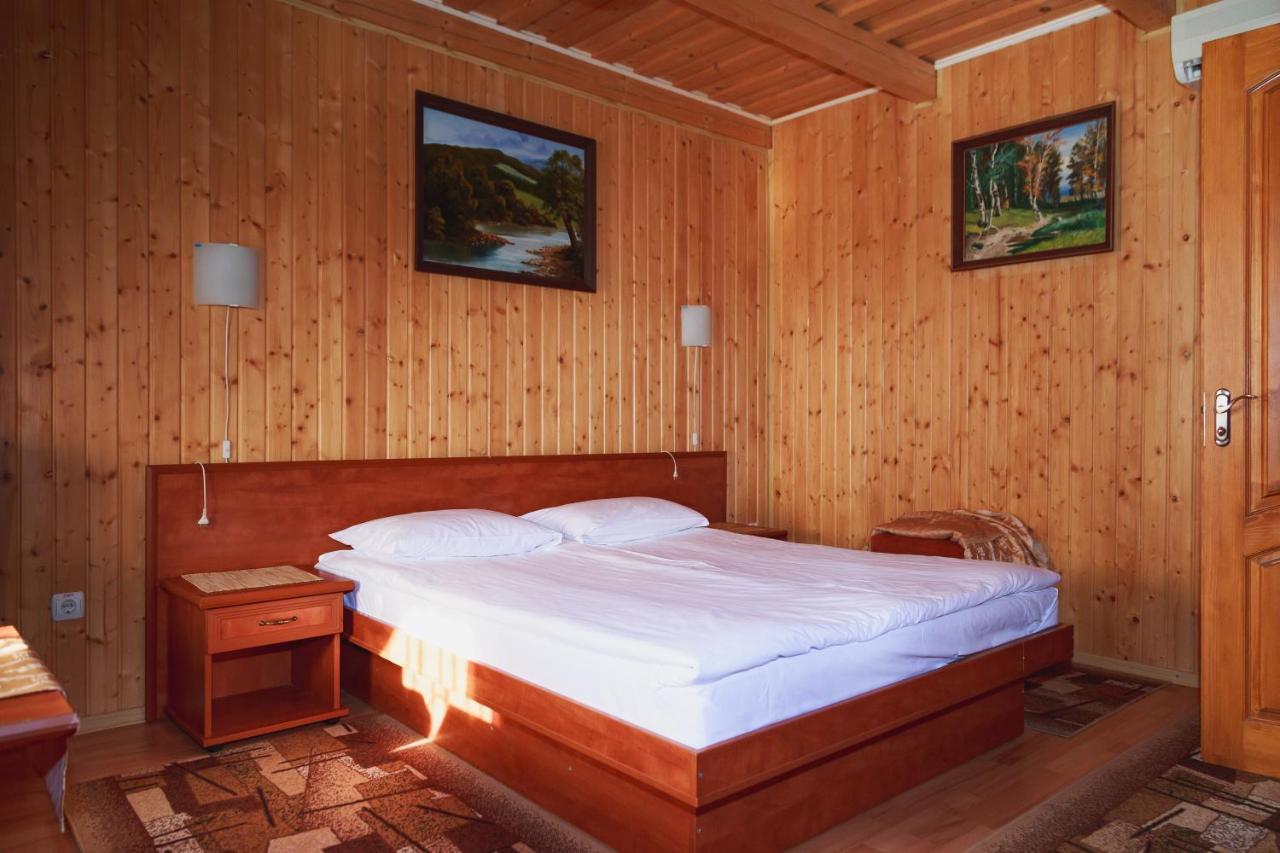 Europe Hotel Užhorod Esterno foto
